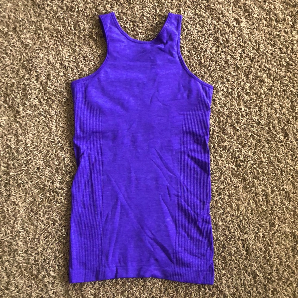 Lululemon tank built-in bra purple blue seamless high neck size 6